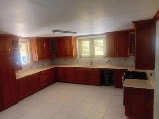 WhatsApp Image 2025-11-05 at 5.05.07 PM