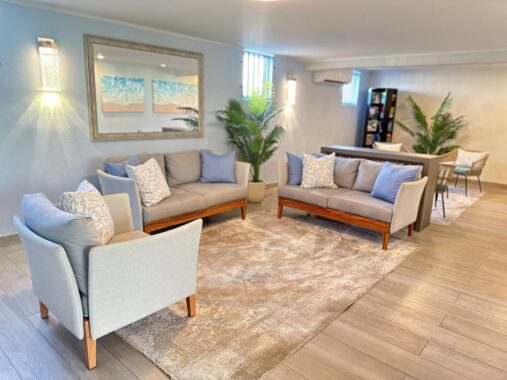 Blue Haven Guest Lounge (1)