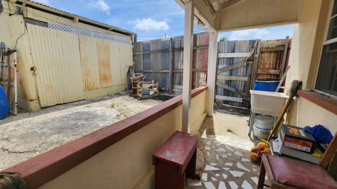 2Bd Apt
